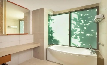 Четырёхместный номер Guest в The Westin Siray Bay Resort & Spa, Phuket