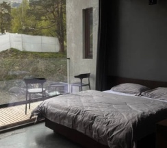 Двухместный номер Супериор с балконом и с видом на внутренний двор двуспальная кровать в Moon2