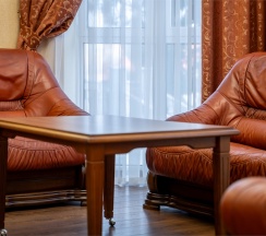 Люкс Классический (Двухкомнатный 3-х местный номер ) в Odeon