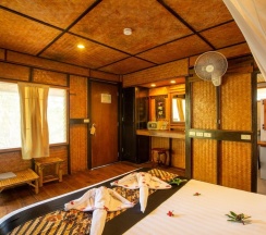Бунгало с балконом и с видом на сад в Railay Garden View Resort