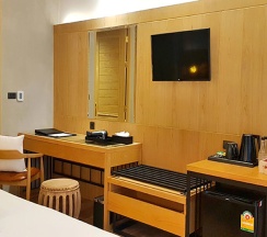 Трёхместный Aurico люкс в Aurico Kata Resort & Spa
