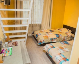 Стандартный семейный номер в Cinema Mini Hotel