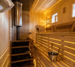 Дом из бруса с камином и баней из осины 4+2 в Snhaus