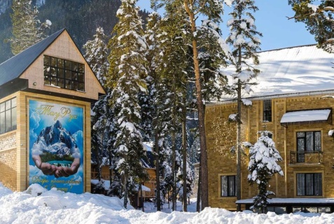 Домбай: Отель Таурух