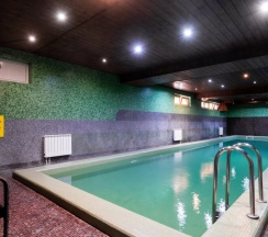 Апартаменты Superior с балконом и с красивым видом из окна в Red Apartments