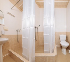 Стандарт с двуспальной кроватью , с видом на море и реку до 3 гостей в Дельфин парк