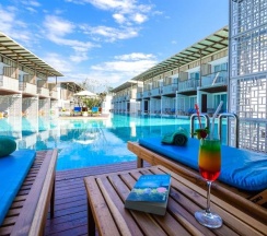 Номер Standard с видом на море в The Briza Beach Resort Khaolak
