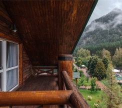 КОРПУС «СТУПЕНИ». Премьер, вид на реку в Марьин Остров