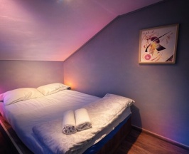 Подиум в Автор