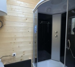 Дом отдельный благоустроенный трехместный с кухней в Место силы