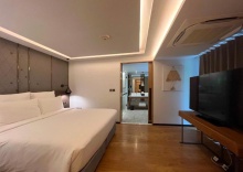 Трёхместный люкс Executive в HOMM Sukhumvit34 Bangkok by Banyan Tree Group