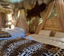Двухместный Room Standard Cave двуспальная кровать в Caves Beach Resort Hurghada - Adults Only - All Inclusive
