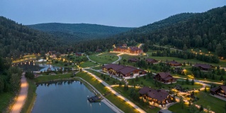 Урлу-Аспак: Отель Cosmos Collection Altay Resort