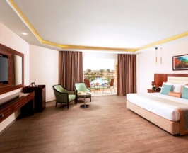 Двухместный номер Deluxe двуспальная кровать в Pickalbatros Royal Moderna Sharm & Aqua Park