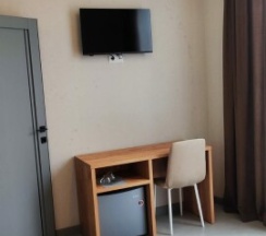 Двухместный номер без балкона с видом на улицу в Amina