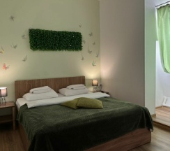 Двухместный стандарт с двуспальной кроватью и удобствами в номере в Митяевский