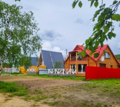 Коттедж с панорамными окнами с видом на реку в Карамелькино