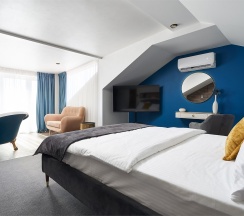 Романтичный в Yantarny Resort