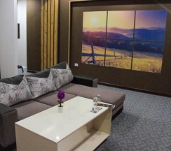 Люкс в Paradise Hotel