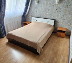 Номер улучшенный с 1 двуспальной кроватью в Унисон