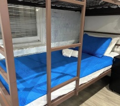 Кровать в общем номере в Stay 424 Hostel