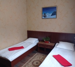 Двухместный номер Эконом 2 отдельные кровати в Людмила