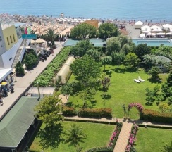 Джуниор сюит с балконом и видом на море  в Green house