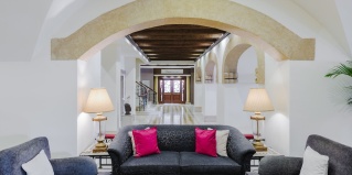 Кирения: Отель The Arkin Colony Hotel