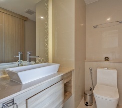 Апартаменты Luxury с балконом и с красивым видом из окна в Апартаменты Riviera Jomtien Fresh Apartments - 100 m to the beach