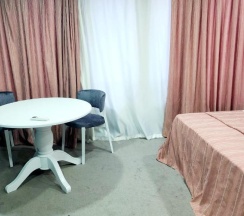 Двухместный номер Standard двуспальная кровать в Golden Rose Hotel