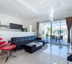 Вилла с 3 комнатами с красивым видом из окна в Отель The Oriental Beach Pearl