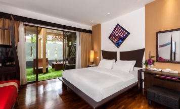 Одноместный номер Deluxe с красивым видом из окна в Patong Beach Hotel