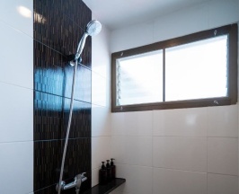 Двухместный номер Deluxe с балконом двуспальная кровать в Days Inn by Wyndham Patong Beach Phuket