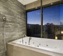 Двухместный люкс Terrace c 1 комнатой двуспальная кровать в DoubleTree by Hilton Hotel Istanbul - Piyalepasa