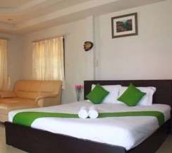 Бунгало Deluxe с балконом и с видом на сад в Plaifah Resort Ubon