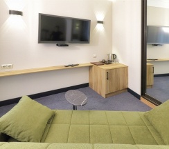 ПОЛУЛЮКС в Елисеефф арбат отель