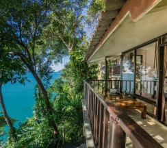 Одноместный номер Standard с видом на море двуспальная кровать в Chang Cliff Resort