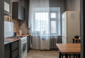 Апартаменты Nadym House (Надым Хаус) на набережной Оруджева 50 в Надыме
