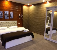 Полулюкс в Pride