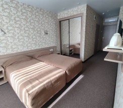 Connected Rooms в Танай