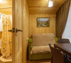 Двухместное шале с красивым видом из окна двуспальная кровать в Forest house resort