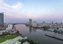 Люкс с 2 комнатами с видом на реку двуспальная кровать в Chatrium Hotel Riverside Bangkok