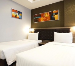 Двухместный номер Standard 2 отдельные кровати в Picnic Hotel Bangkok