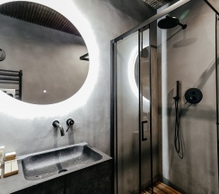 Люкс с видом на внутренний двор в Moon2