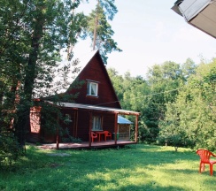 Шестиместный коттедж Богатырский с балконом в Ателика Улиткино