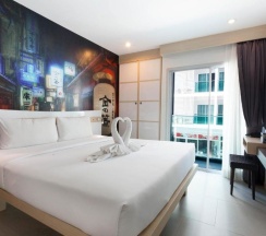 Двухместный номер Superior двуспальная кровать в The AIM Patong Hotel