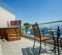 Люкс Jacuzzi Royal с балконом в Hotel Aria