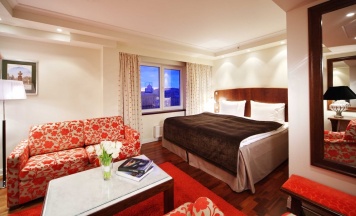 Полулюкс с двуспальной кроватью в Cosmos St. Petersburg Olympia Garden Hotel