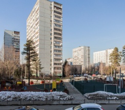 Двухместный номер Standard с красивым видом из окна (двуспальная кровать) в Апартаменты на Эйнштейна 4