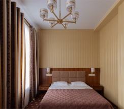 Улучшенный двухместный номер с одной двуспальной или двумя односпальными кроватями в My Favourite Garden Hotel